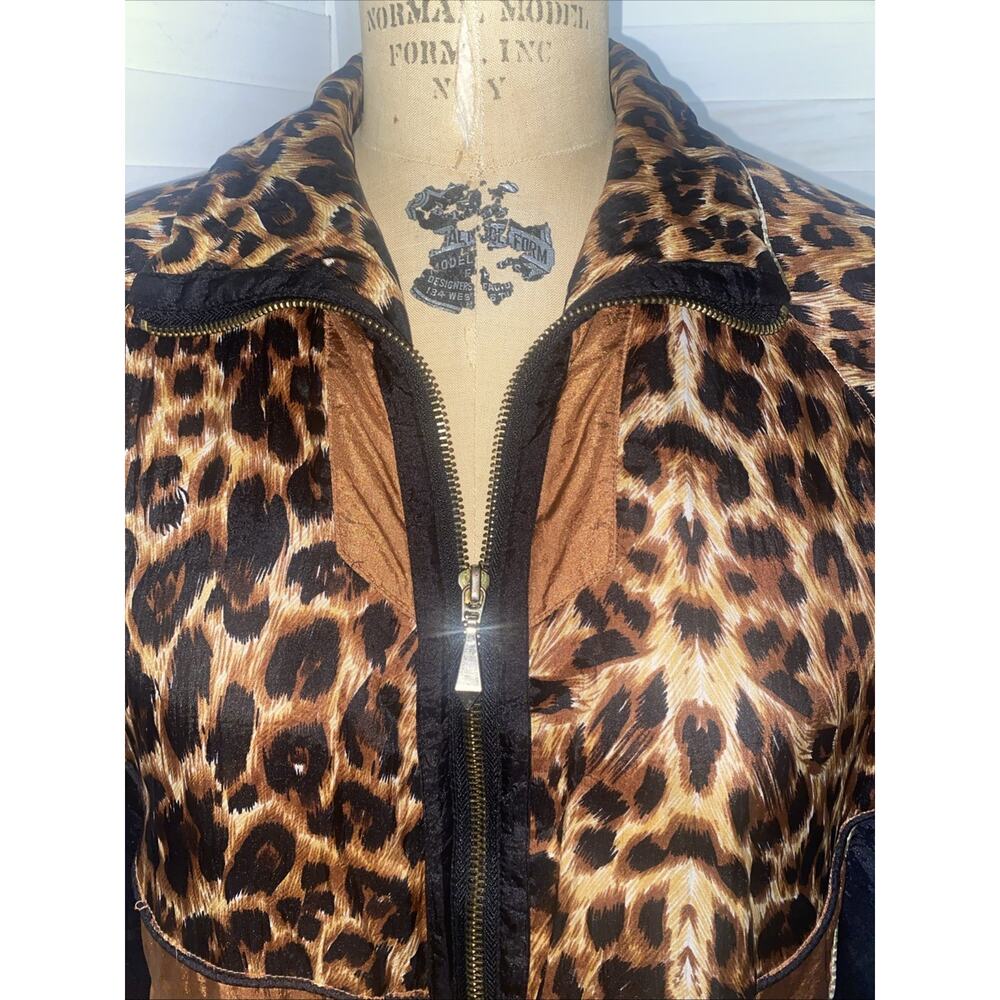 80s Wind Breaker Black and Brown Cheetah Pattern Metallic Gold Trim Small/Medium - Picture 8 of 9